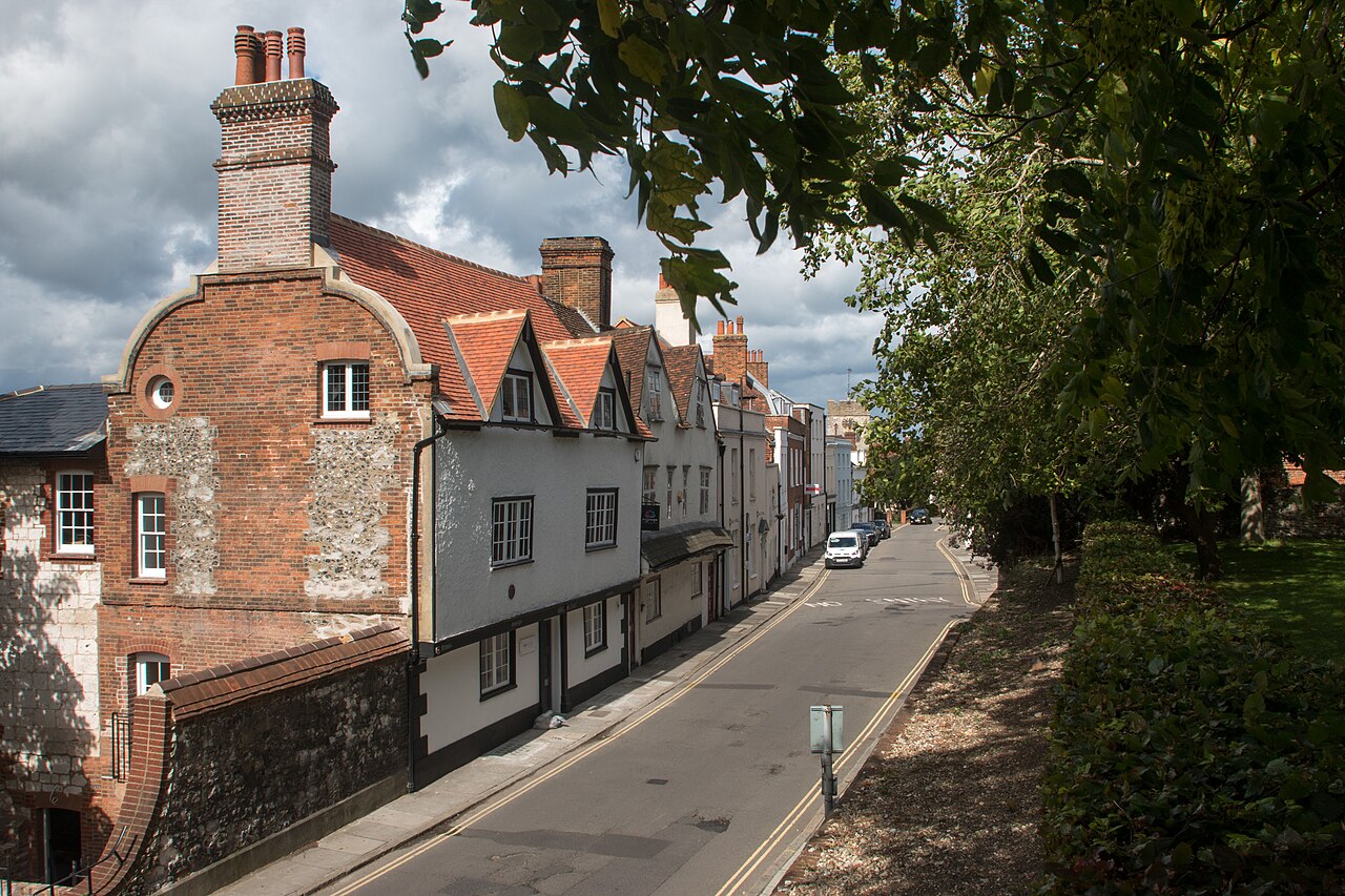 Guildford - 20 Quarry Street