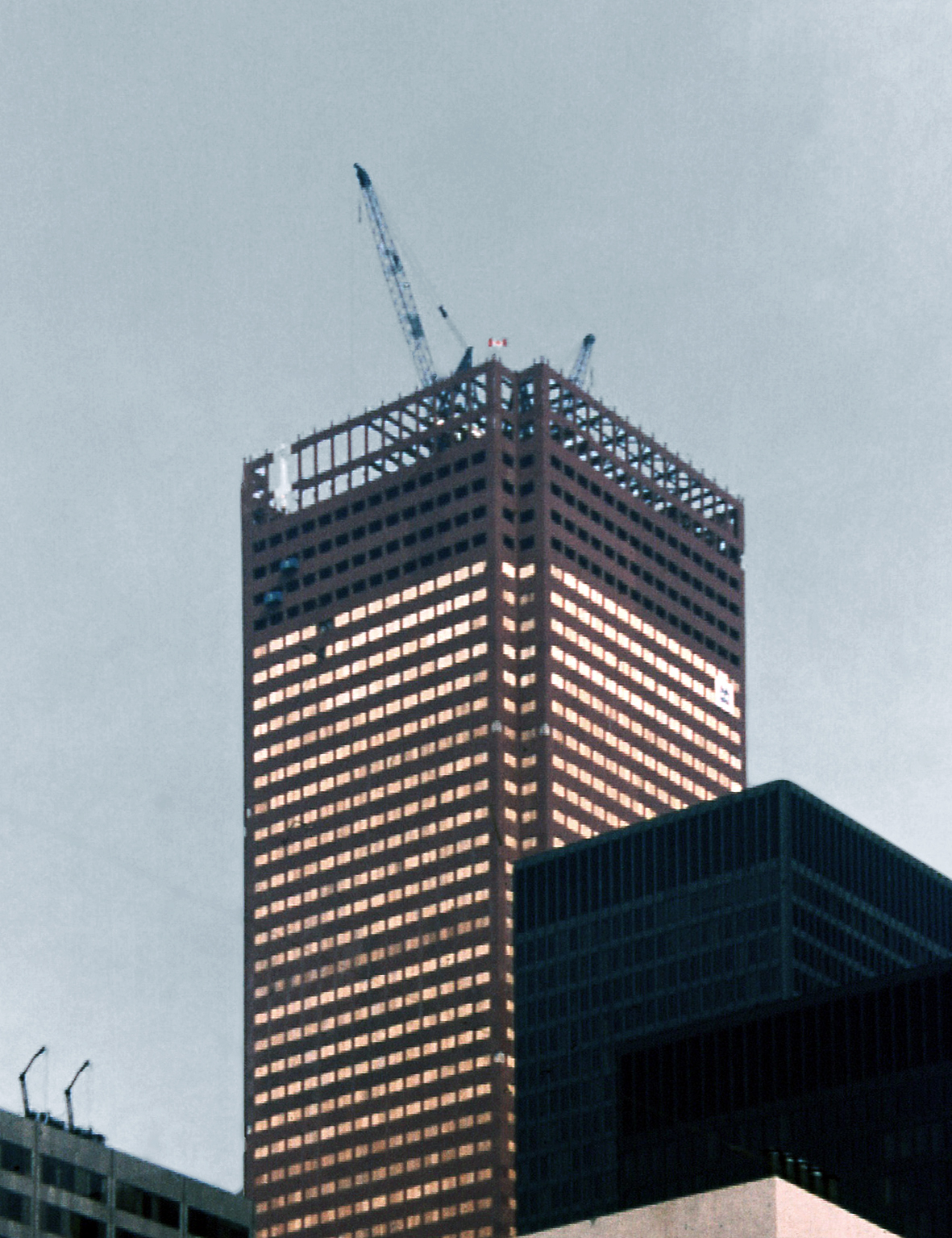 Toronto - -First Canadian Place under construction-3