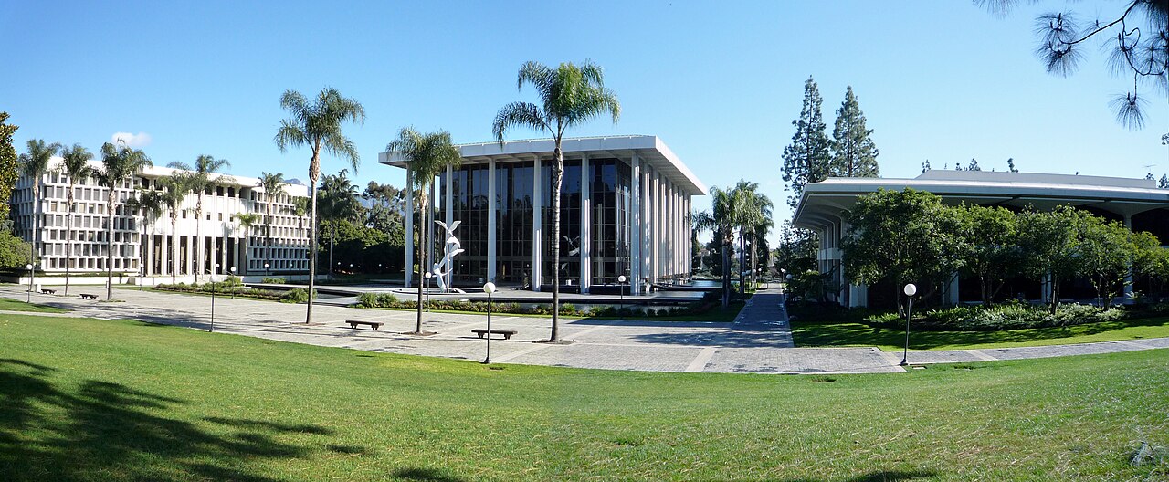Pasadena - 1226-Pasadena-001-AmbassadorCollege