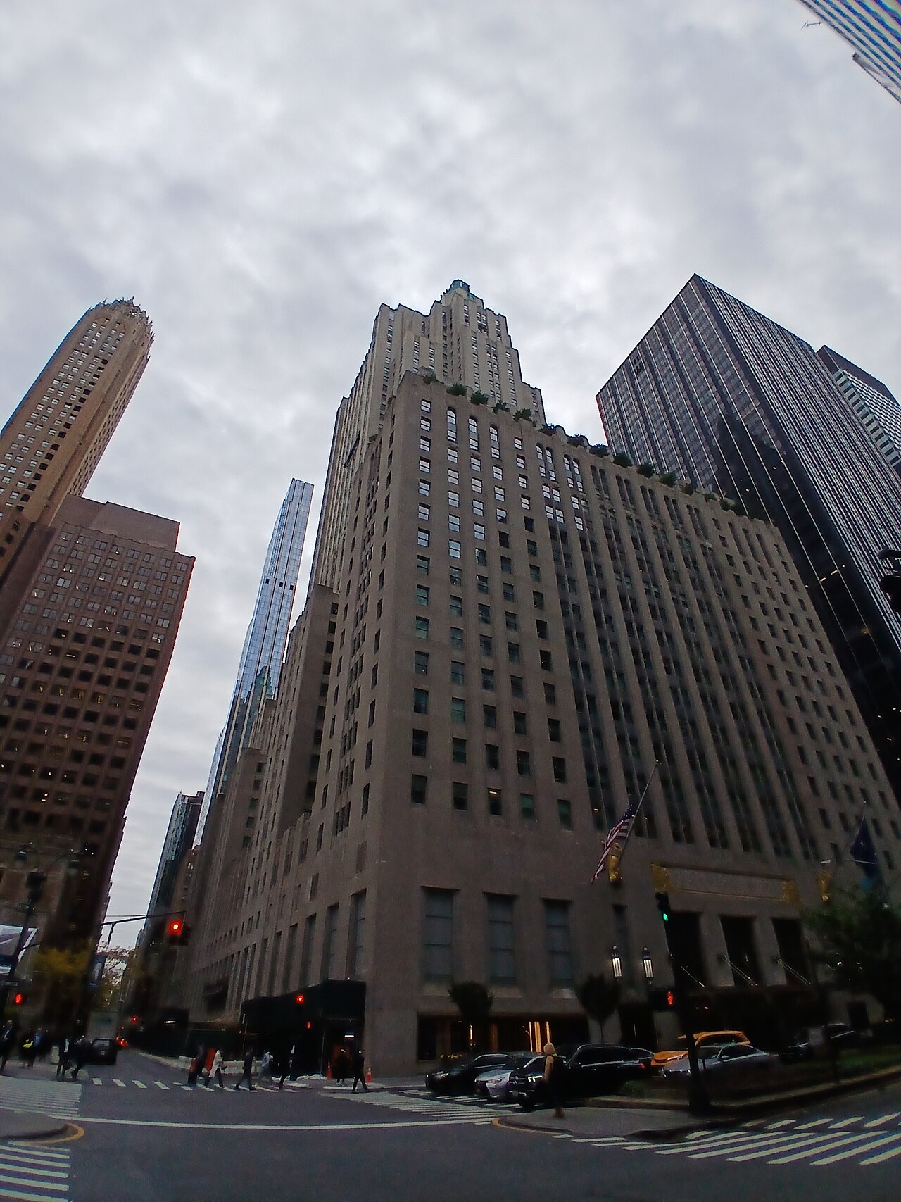 Catch Me If You Can filming location: Waldorf Astoria New York