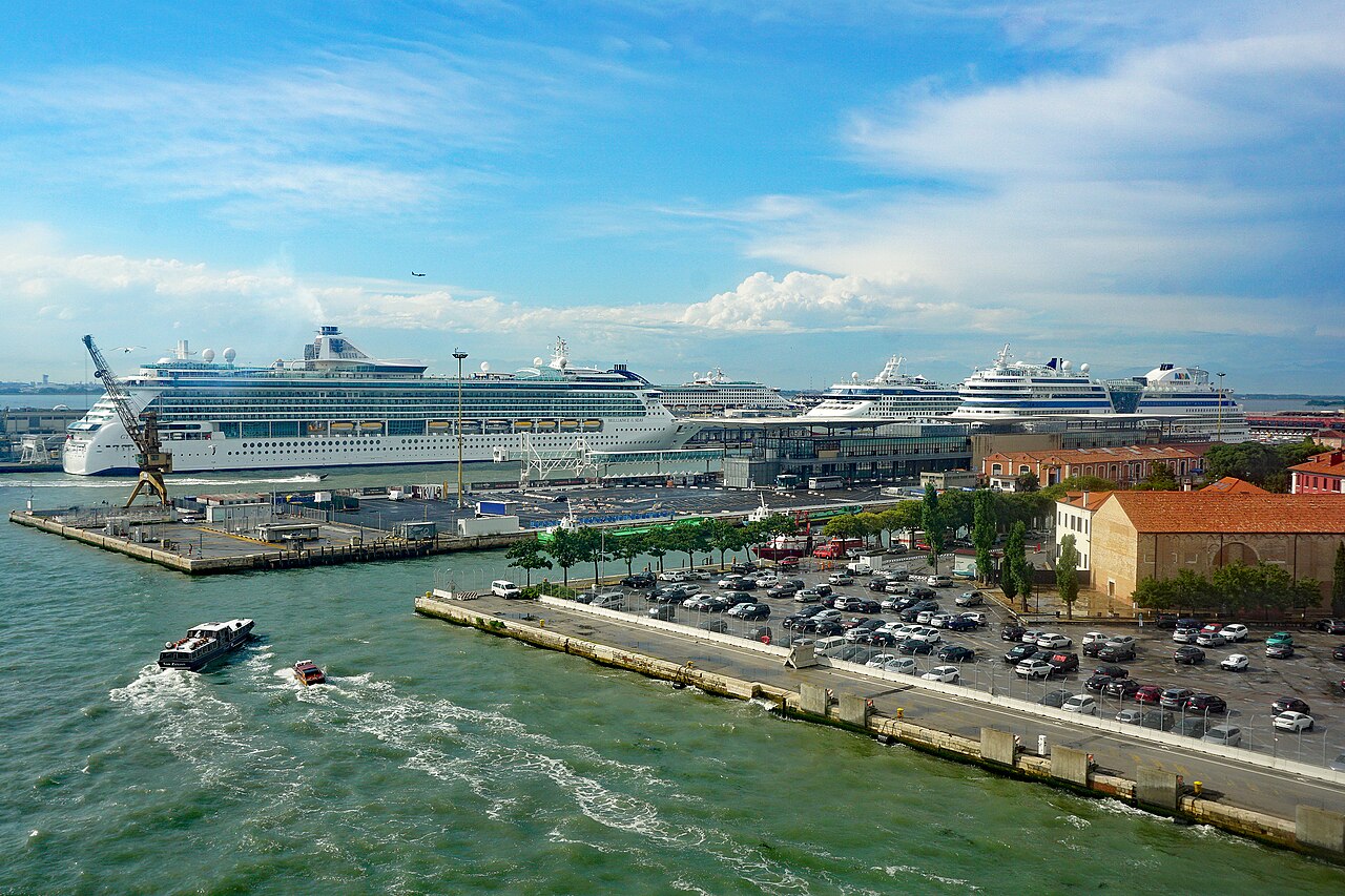 Venice - 06 Venezia Terminal Passeggeri Terminal Passeggeri 2860