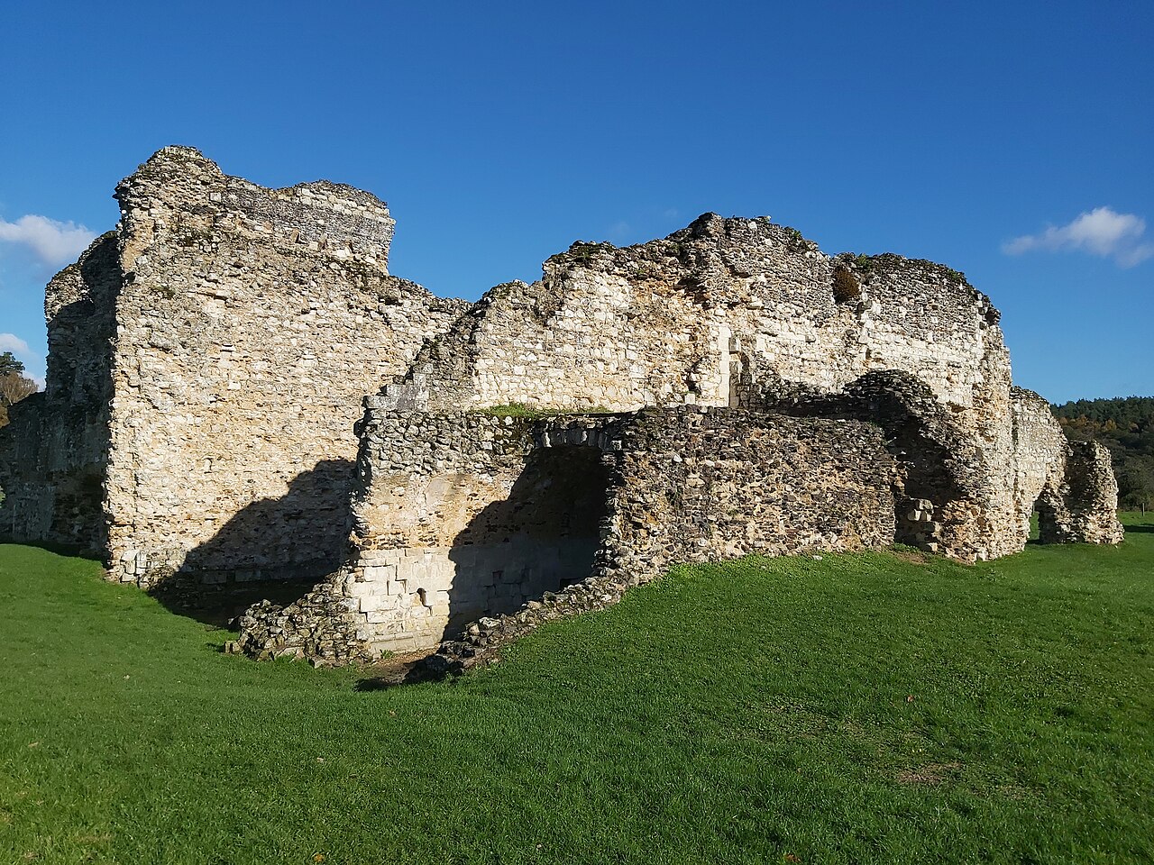 28 Days Later filming location: Waverley Abbey