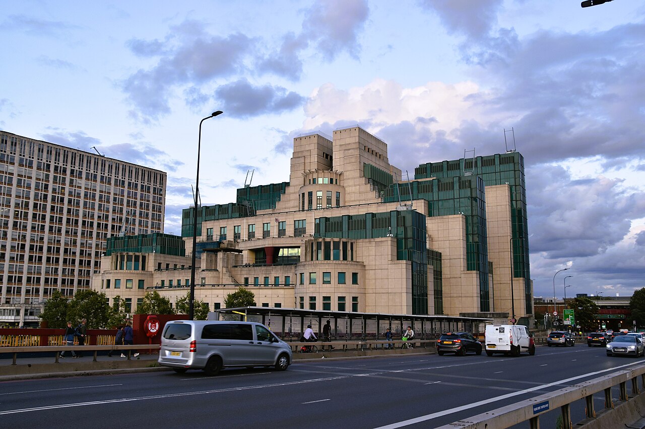 Skyfall filming location: MI6 - Secret Intelligence Service