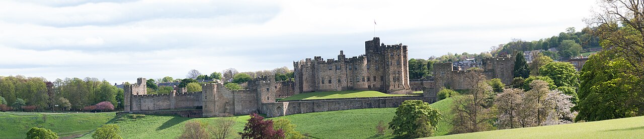 Harry Potter and the Chamber of Secrets filming location: Alnwick Castle