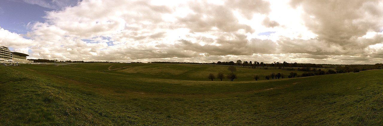 Casino Royale filming location: Epsom Downs Racecourse